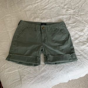 American Eagle Boyfriend Stretch Midi Shorts